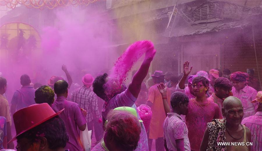 INDIA-KOLKATA-HOLI FESTIVAL