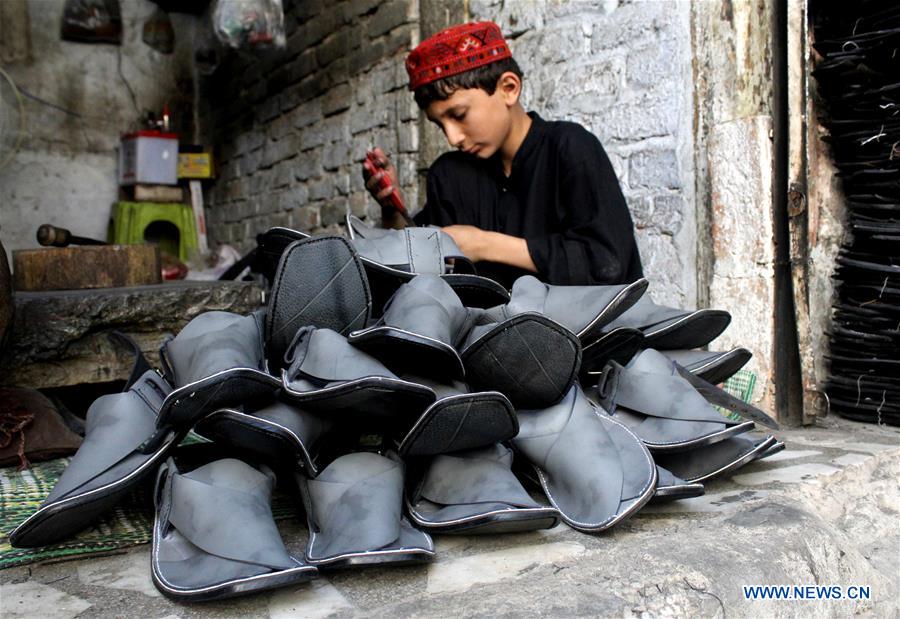 PAKISTAN-PESHAWAR-EID AL-FITR-PREPARATION