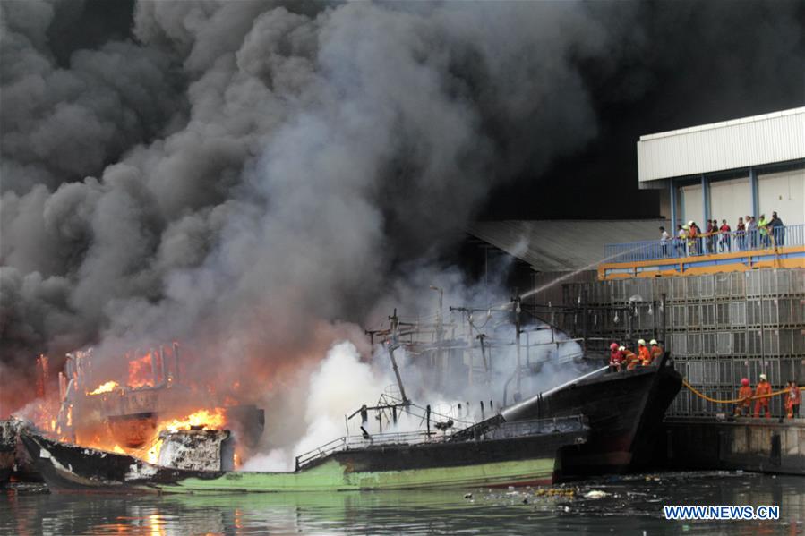 INDONESIA-JAKARTA-PORT MUARA BARU-FIRE