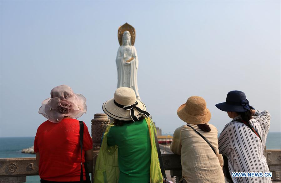 CHINA-HAINAN-SANYA-NANSHAN SCENIC SPOT (CN)