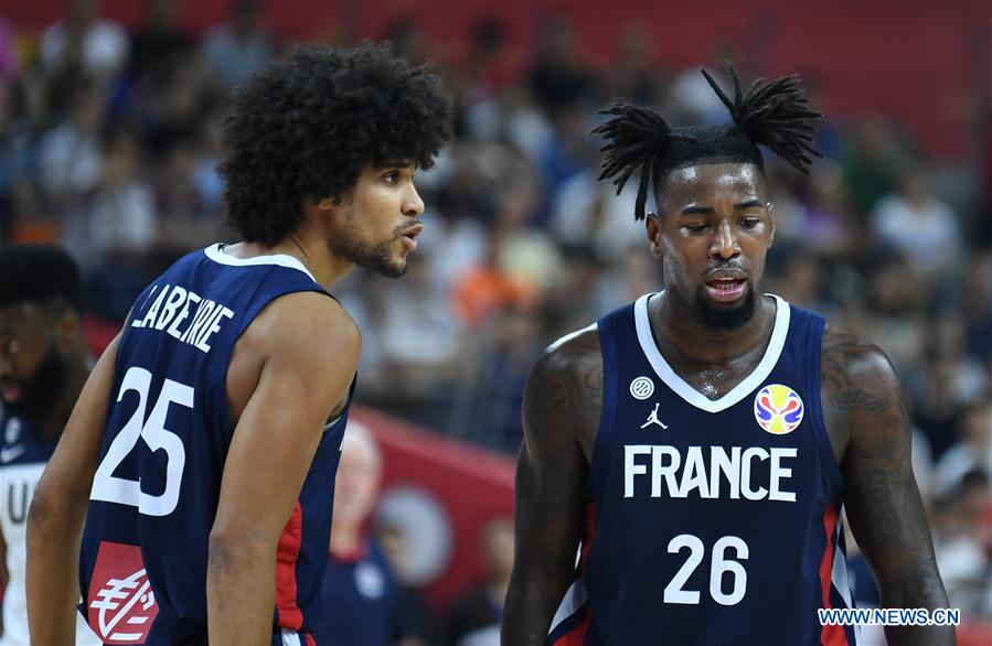 (SP)CHINA-DONGGUAN-BASKETBALL-FIBA WORLD CUP-QUARTER FINAL-USA VS FRANCE (CN)