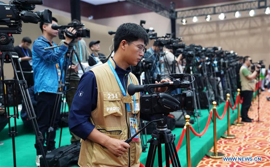 (SP)CHINA-WUHAN-7TH MILITARY WORLD GAMES-PRESS CONFERENCE