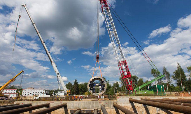 Core part of shield construction machine installed in Moscow by CRCC