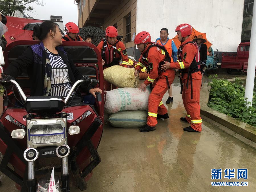 （防汛抗洪·图文互动）（1）王家坝，你还好吗？——二探“千里淮河第一闸”开闸后的水中庄台